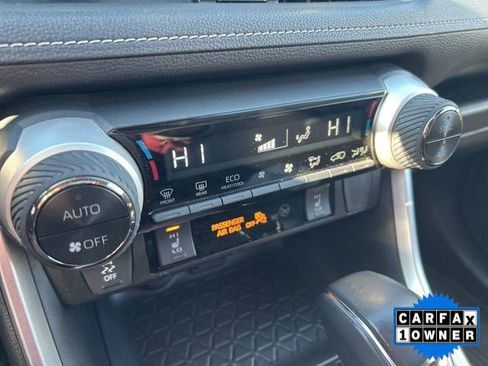 Used 2021 Toyota RAV4 XLE image 21