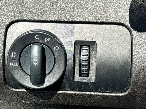 Used 2007 Ford Mustang GT image 11