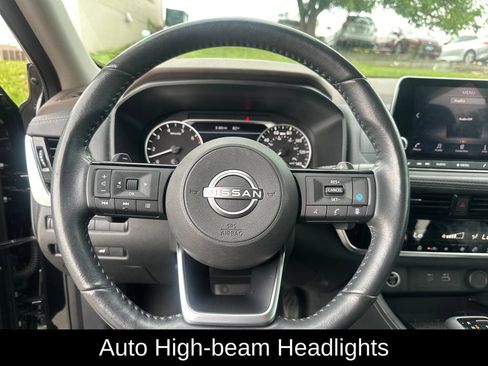 Used 2023 Nissan Rogue SL FWD image 15