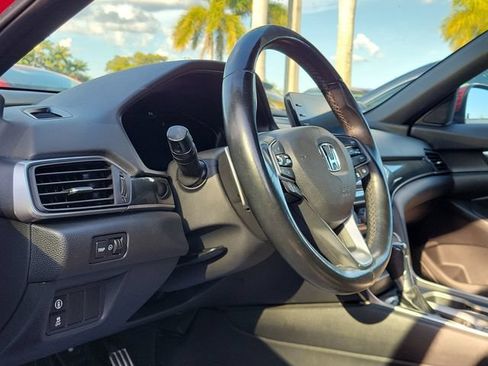 Used 2019 Honda Accord Sport image 8