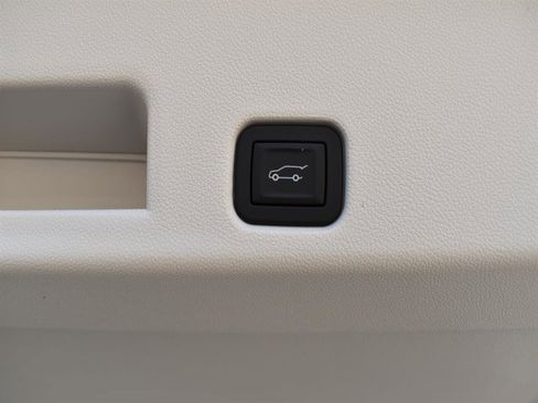 New 2026 Buick Enclave Avenir w/ Super Cruise Package image 11