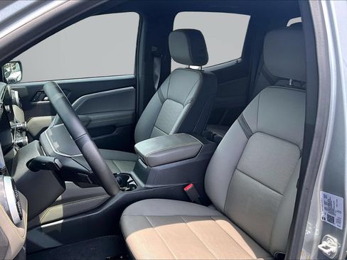 Used 2025 Chevrolet Colorado ZR2 AWD/4WD image 22
