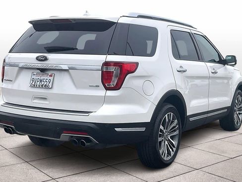Used 2019 Ford Explorer Platinum image 14