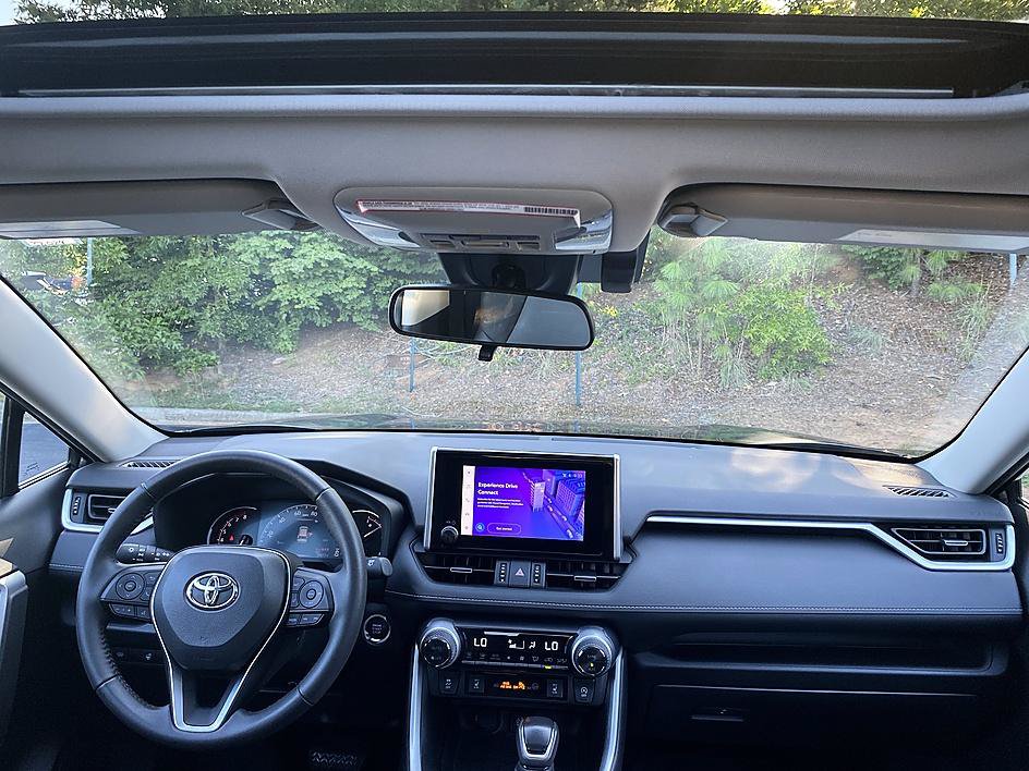 Certified 2023 Toyota RAV4 XLE Premium AWD/4WD image 22