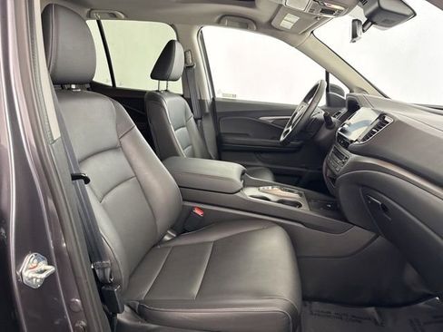 Certified 2025 Honda Ridgeline RTL image 26