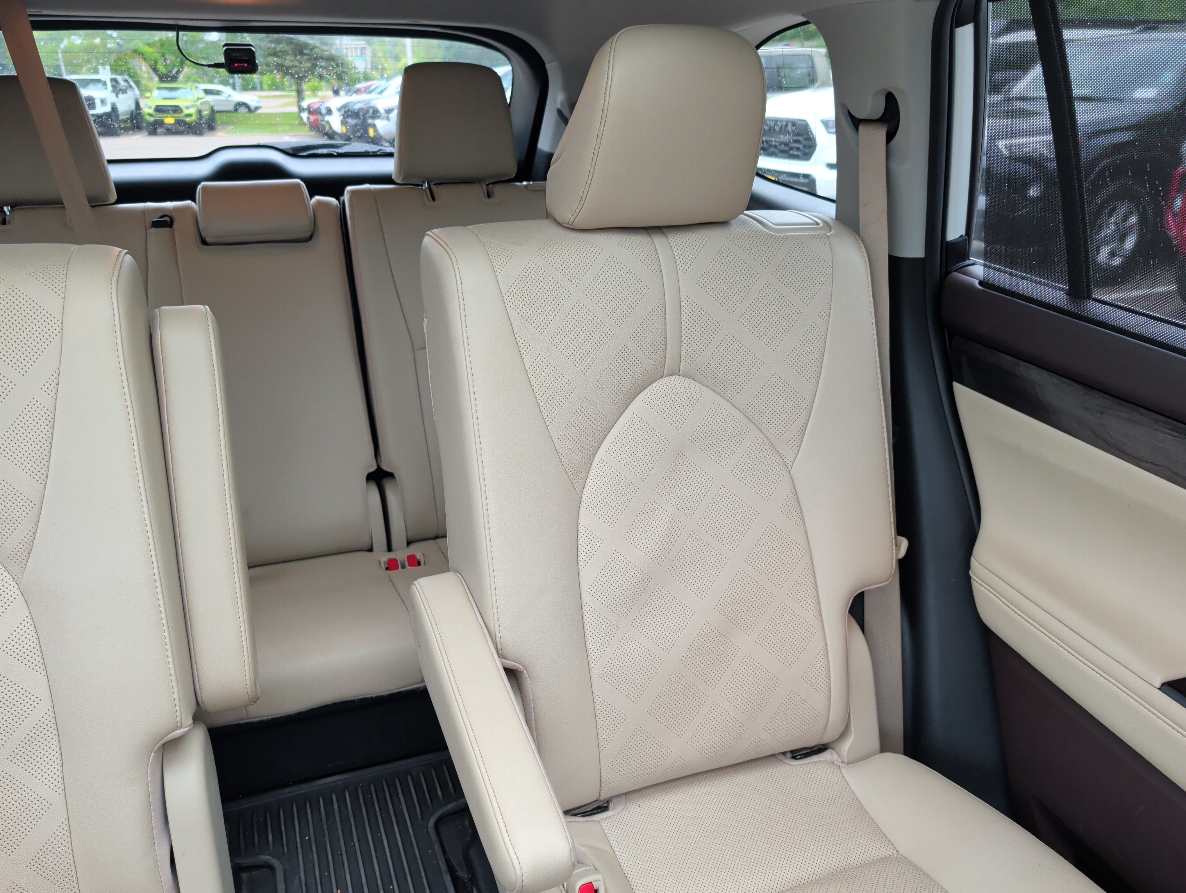 Used 2022 Toyota Highlander Platinum AWD/4WD image 14