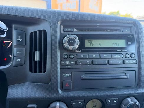 Used 2010 Honda Ridgeline RT image 18