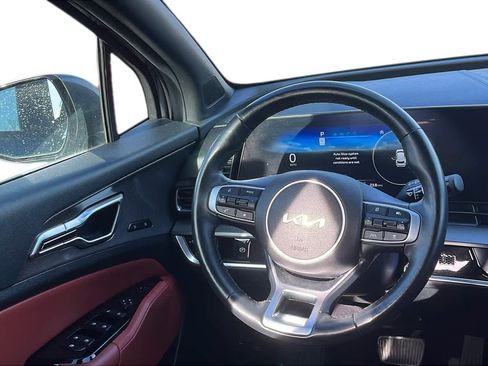 Used 2023 Kia Sportage SX image 28