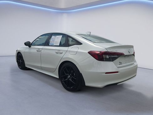 Used 2025 Honda Civic Sport image 3