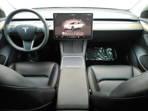 Used 2023 Tesla Model 3 Standard Range RWD image 3