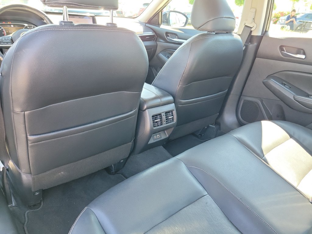 Used 2019 Nissan Altima 2.5 SL FWD image 8