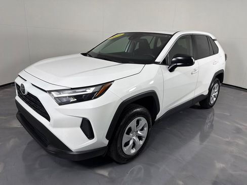 Used 2025 Toyota RAV4 LE FWD image 9