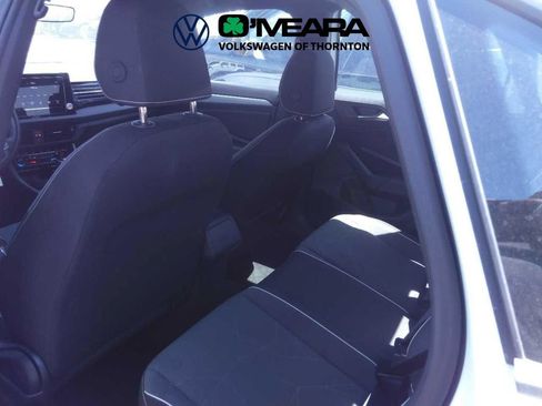 Used 2025 Volkswagen Jetta Sport FWD image 7