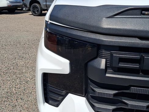 Used 2023 Chevrolet Silverado 1500 Custom AWD/4WD image 12