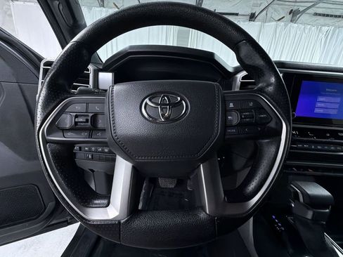 Used 2025 Toyota Tundra SR5 AWD/4WD image 13