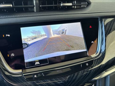 Certified 2025 Cadillac XT6 Premium Luxury AWD/4WD image 15