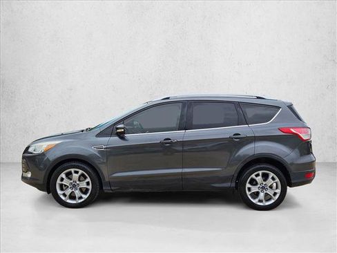 Used 2015 Ford Escape Titanium FWD image 9
