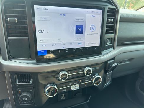 Used 2025 Ford F150 XLT w/ Equipment Group 301A Standard AWD/4WD image 27