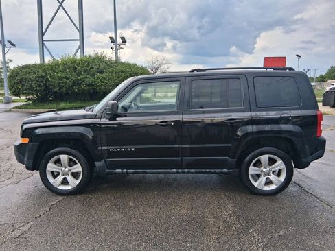 Used 2012 Jeep Patriot Latitude AWD/4WD image 5