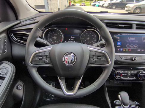 Used 2022 Buick Encore GX Essence w/ Experience Buick Package AWD/4WD image 25