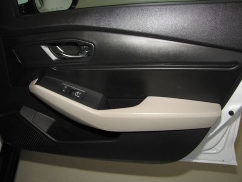 Certified 2023 Honda Accord EX-L image 21