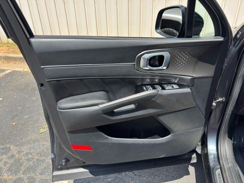 Used 2022 Kia Sorento SX FWD image 40
