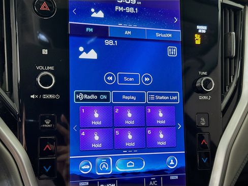 Used 2020 Subaru Outback Premium image 21