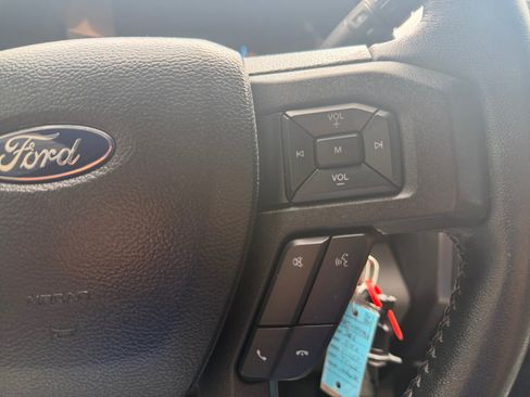 Used 2018 Ford F150 XLT w/ Equipment Group 302A Luxury AWD/4WD image 21