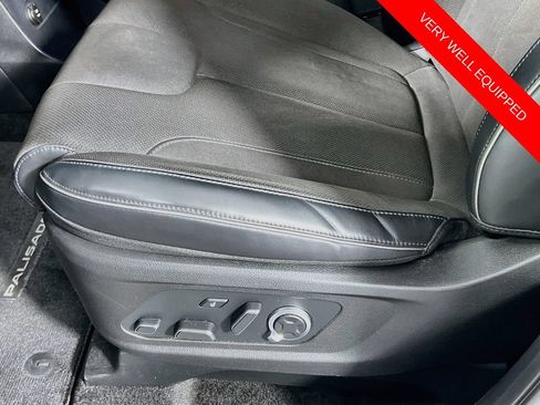 Used 2025 Hyundai Palisade Calligraphy AWD/4WD image 11