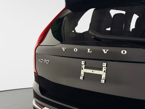 Used 2025 Volvo XC90 B6 Plus AWD/4WD image 16