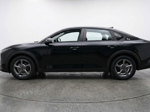 Used 2025 Kia K4 LXS image 5