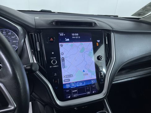 Used 2020 Subaru Outback Limited image 19