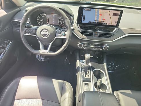 Used 2023 Nissan Altima 2.5 SL FWD image 28