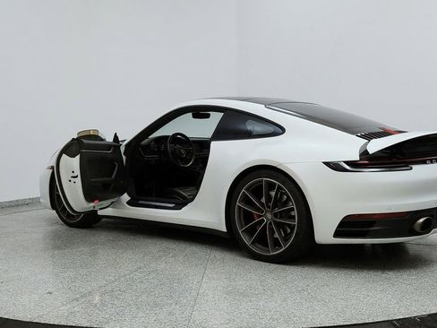 Used 2020 Porsche 911 Carrera 4S AWD/4WD image 10