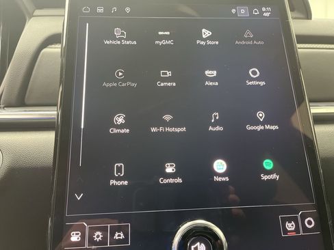 Certified 2025 GMC Terrain Elevation w/ Elevation Premium Package image 20