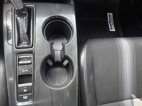 Used 2024 Honda Civic Sport image 25