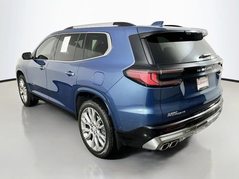 Used 2025 GMC Acadia Denali w/ Super Cruise Package FWD image 7