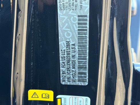 Used 2025 Jeep Wrangler Unlimited Sport S 4xe AWD/4WD image 43