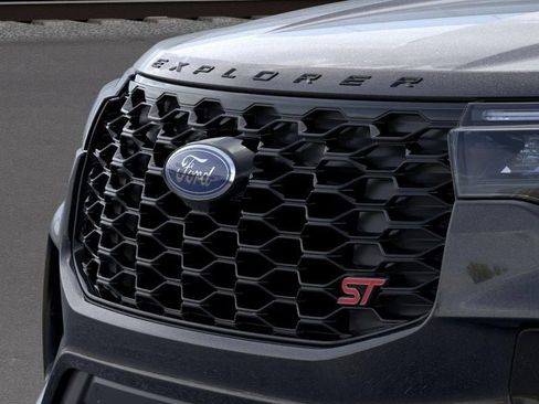 New 2026 Ford Explorer ST AWD/4WD image 17