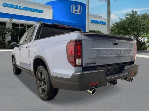 New 2026 Honda Ridgeline Black Edition image 3