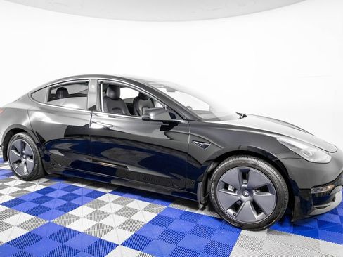 Used 2023 Tesla Model 3 Standard Range RWD image 3