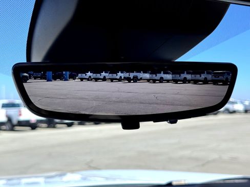 Used 2023 Chevrolet Suburban Premier w/ Advanced Technology Package image 33