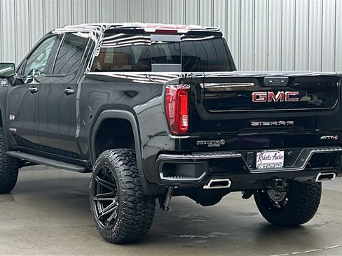 Used 2025 GMC Sierra 1500 AT4 w/ AT4 Premium Package image 3