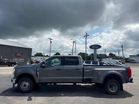 Used 2026 Ford F350 XLT AWD/4WD image 2