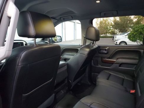 Used 2017 GMC Sierra 1500 SLT w/ SLT Premium Package image 10