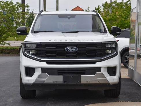Used 2025 Ford Expedition Max Platinum AWD/4WD image 12