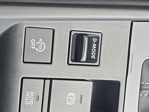 New 2026 Nissan Sentra SV w/ SV Convenience Package FWD image 19