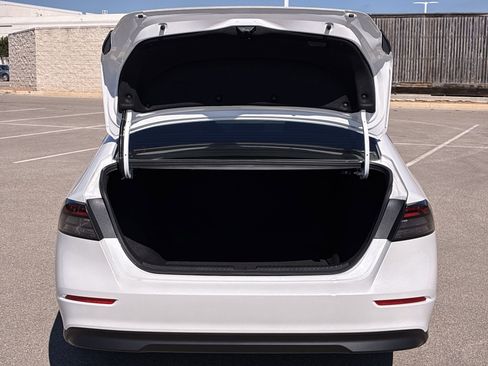 Certified 2025 Honda Accord LX image 35