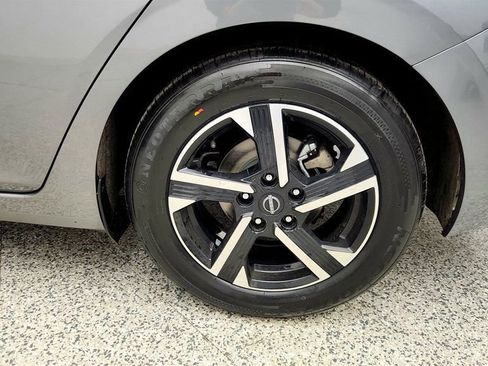 Used 2024 Nissan Sentra SV image 9