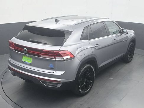 Used 2026 Volkswagen Atlas Cross Sport SE AWD/4WD image 25